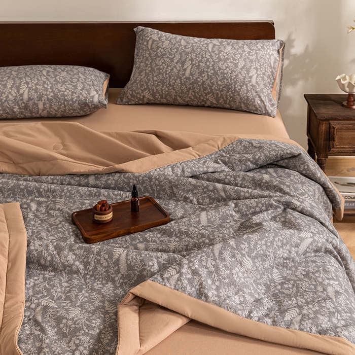 91家纺网 家纺一手货源 找家纺 吾诺 2025 全棉印花单层纱大豆夏被四件套夏凉被空调被子被芯全棉夏被 柔美