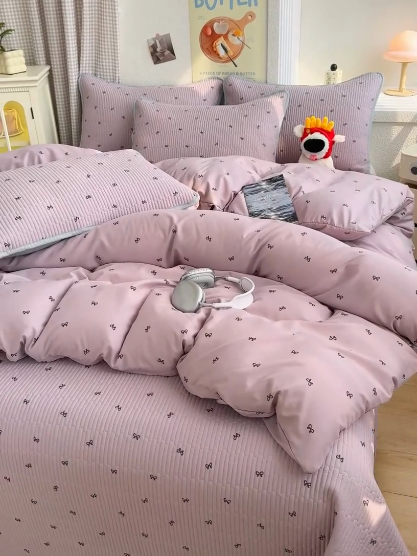 91家纺网 家纺一手货源 找家纺 赫梵茜 2025新款有氧针织双层纱单床盖床盖三件套床盖四件套 岚影