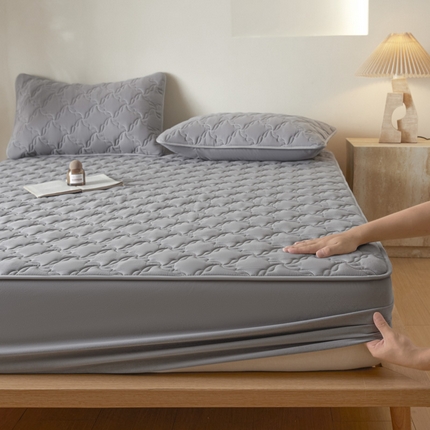 91家纺网 家纺一手货源 找家纺 雪云美2025新款A类全棉色织水洗棉夹棉床笠大豆床罩床垫保护套可定制 莫尼 绿