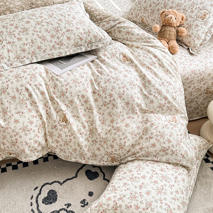 91家纺网 家纺一手货源 找家纺 绵庭家纺 2025新款12868全棉套件单品系列二四件套 清茶小熊-米