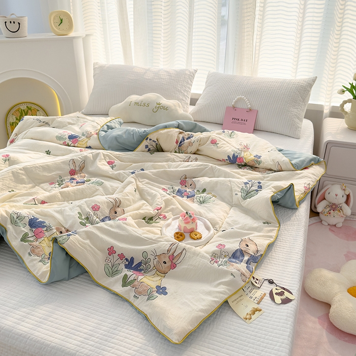 91家纺网 家纺一手货源 找家纺 太阳树家纺 2025新款A类母婴级双层纱大豆被大豆纤维夏被 兔sweet