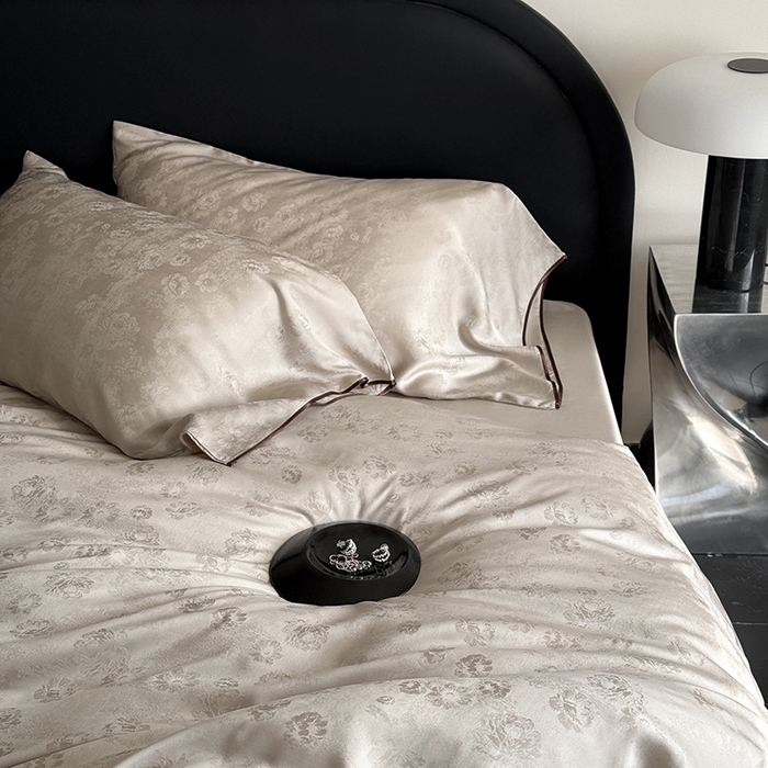 91家纺网 家纺一手货源 找家纺 鹿班家居 2025夏季60S莱赛尔提花系列漫月白茶四件套【标准会员-20】 香槟