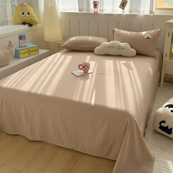 91家纺网 家纺一手货源 找家纺 曼谷家纺 2025新款软糯毛巾绣水洗棉床单床笠枕套纯色床单床笠枕套单品 小白云-奶茶