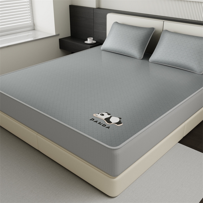 91家纺网 家纺一手货源 找家纺 叠派家纺  2025新款5A抗菌A类冰丝凉席-饼干花熊猫款 床笠-熊猫-灰色