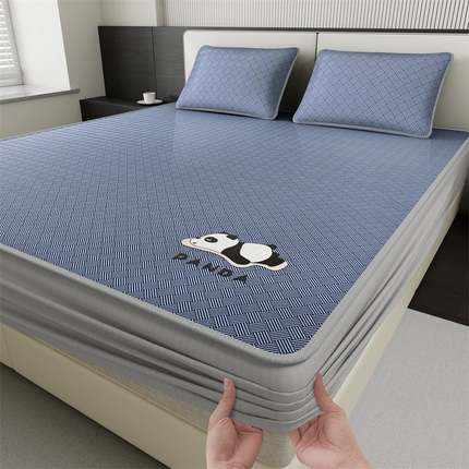 91家纺网 家纺一手货源 找家纺 （总）叠派家纺  2025新款5A抗菌A类冰丝凉席-饼干花熊猫款