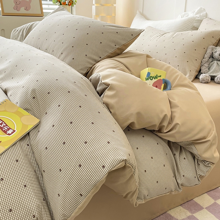 91家纺网 家纺一手货源 找家纺 汣沐生活 2025新款针织棉印花款四件套 摩卡小熊