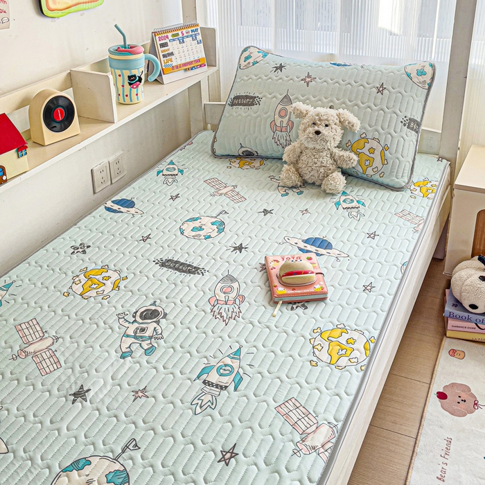 91家纺网 家纺一手货源 找家纺 富馨莱 2025新款A类凉感丝空气纤维凉席学生款 太空蓝