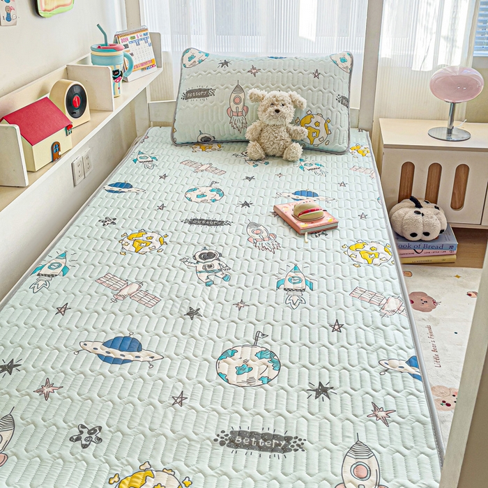 91家纺网 家纺一手货源 找家纺 富馨莱 2025新款A类凉感丝空气纤维凉席学生款 太空蓝