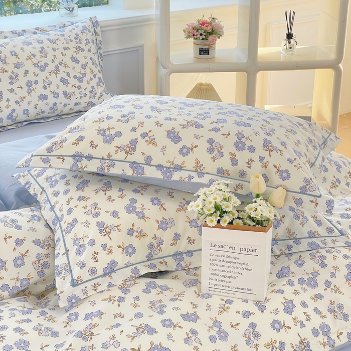 91家纺网 家纺一手货源 找家纺 铭博家纺 新款直播爆款网红全棉四件套13070印花吊边一字绣纯棉被套工艺款 花辰绒影