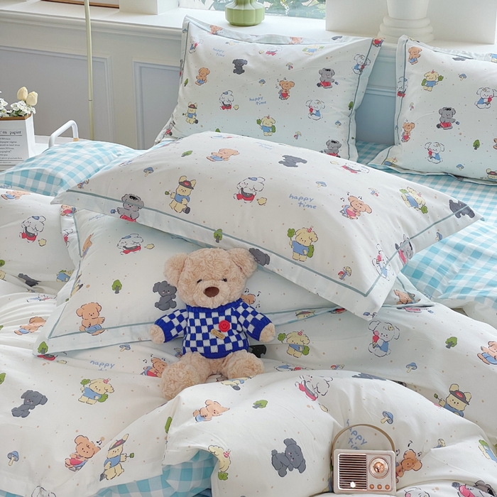 91家纺网 家纺一手货源 找家纺 铭博家纺 新款直播爆款网红全棉四件套13070印花吊边一字绣纯棉被套工艺款 养乐多多