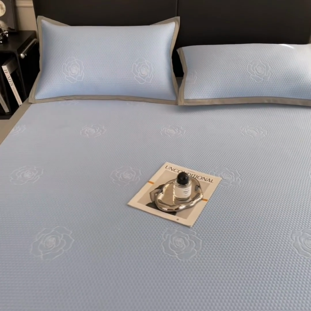 91家纺网 家纺一手货源 找家纺 欧邦 2025新款A类3D立体提花冰豆豆凉席 冰豆豆-清雅蓝