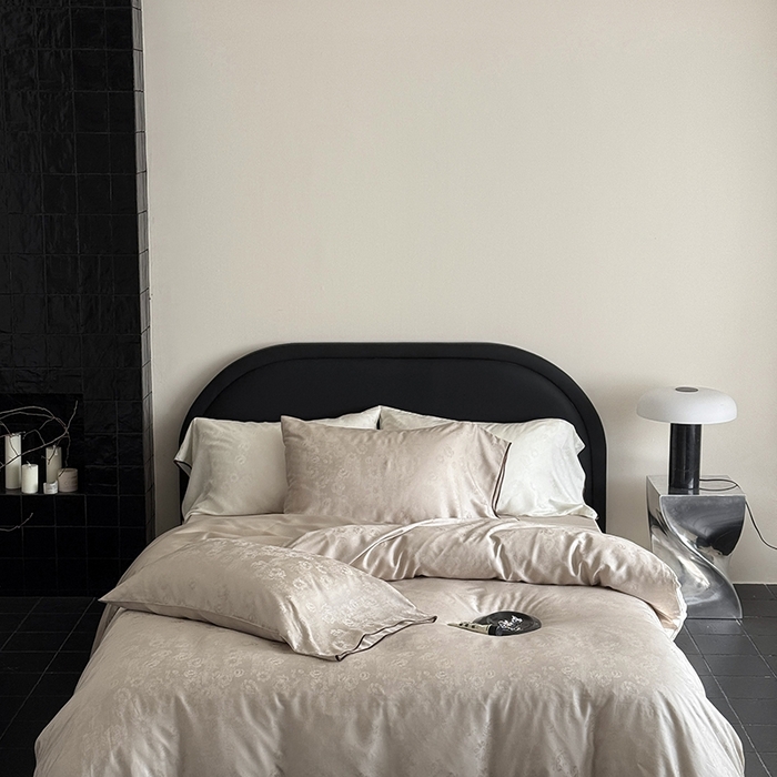 91家纺网 家纺一手货源 找家纺 鹿班家居 2025夏季60S莱赛尔提花系列漫月白茶四件套【标准会员-20】 香槟