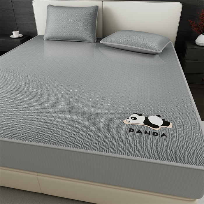 91家纺网 家纺一手货源 找家纺 叠派家纺  2025新款5A抗菌A类冰丝凉席-饼干花熊猫款 床笠-熊猫-灰色