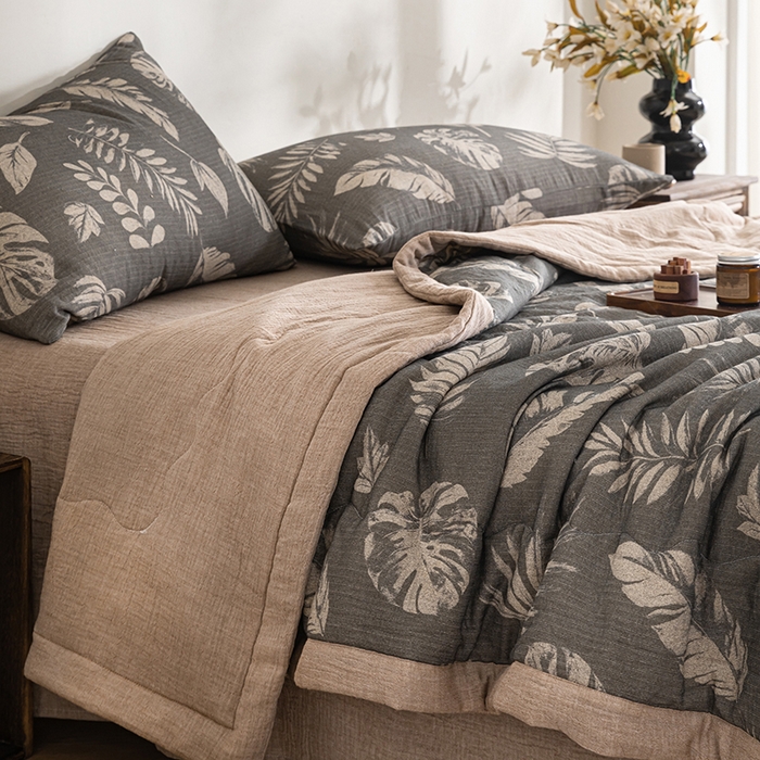 91家纺网 家纺一手货源 找家纺 吾诺 2025新建全棉印花泡泡双层纱大豆夏被子被芯全棉夏被四件套夏凉被空调被 北欧森林