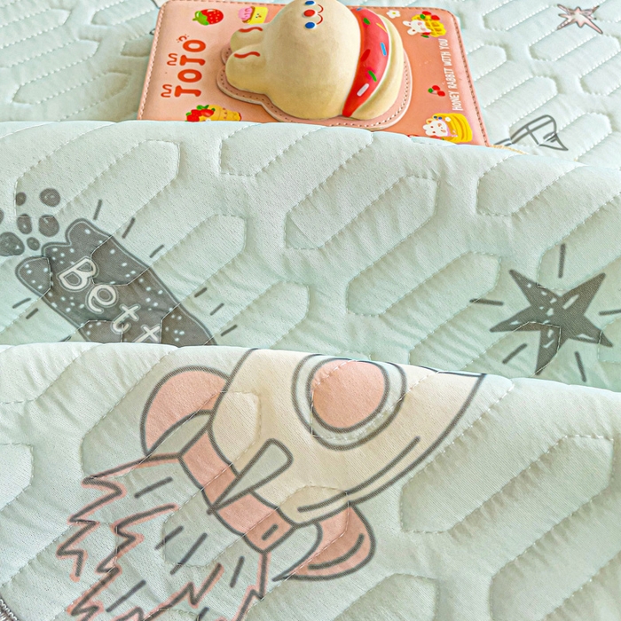 91家纺网 家纺一手货源 找家纺 富馨莱 2025新款A类凉感丝空气纤维凉席学生款 太空蓝