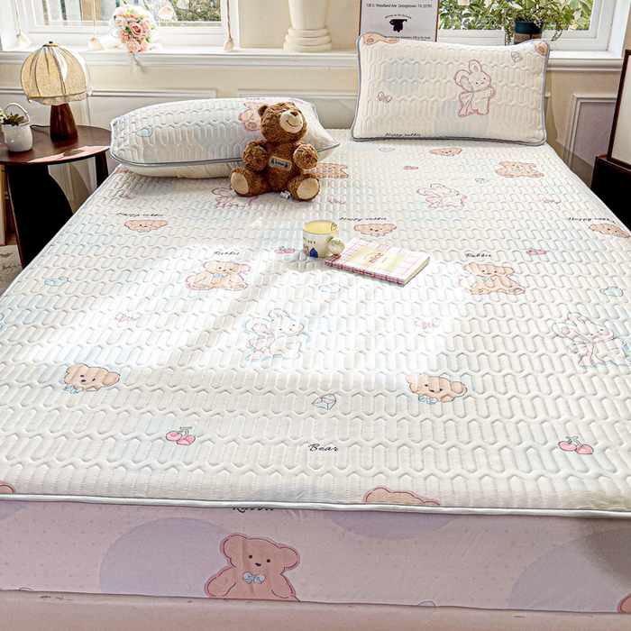 91家纺网 家纺一手货源 找家纺 富馨莱 2025新款A类凉感丝空气纤维凉席床笠款 蝴蝶结小兔