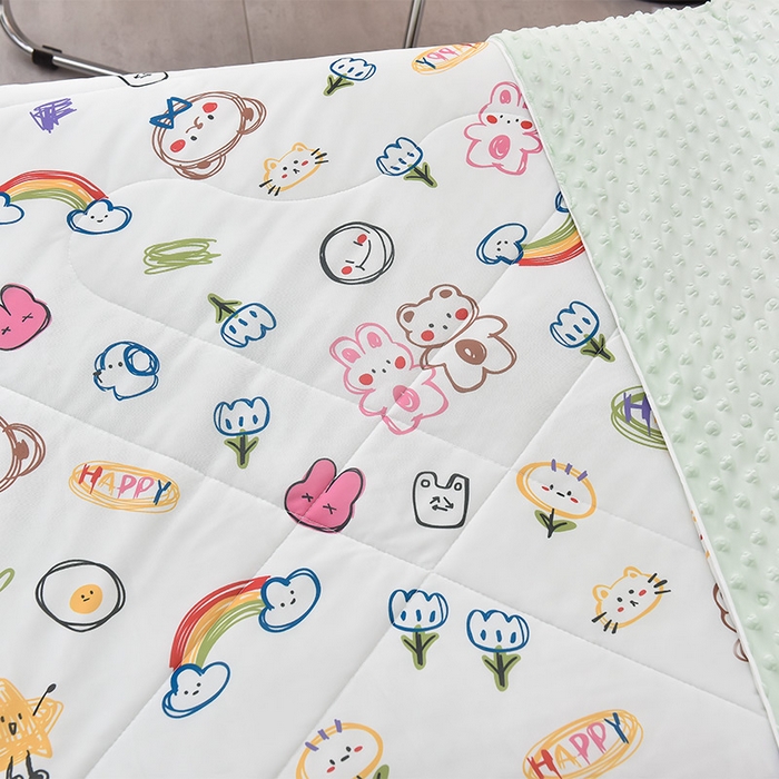 91家纺网 家纺一手货源 找家纺 嗨生活_2025年爆款 A类冰豆豆凉感丝被 儿童夏被 幼儿园被 直播 团购首选_1477 涂鸦乐园