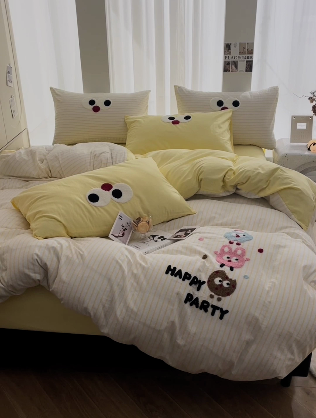 91家纺网 家纺一手货源 找家纺 炫拼家纺 2025新款卡通多巴胺A类全棉40支水洗棉毛巾绣四件套 欢乐派对