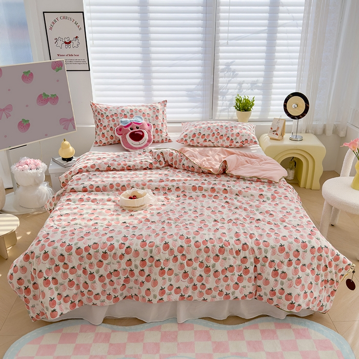 91家纺网 家纺一手货源 找家纺 太阳树家纺 2025新款A类母婴级双层纱大豆被大豆纤维夏被 草莓酪