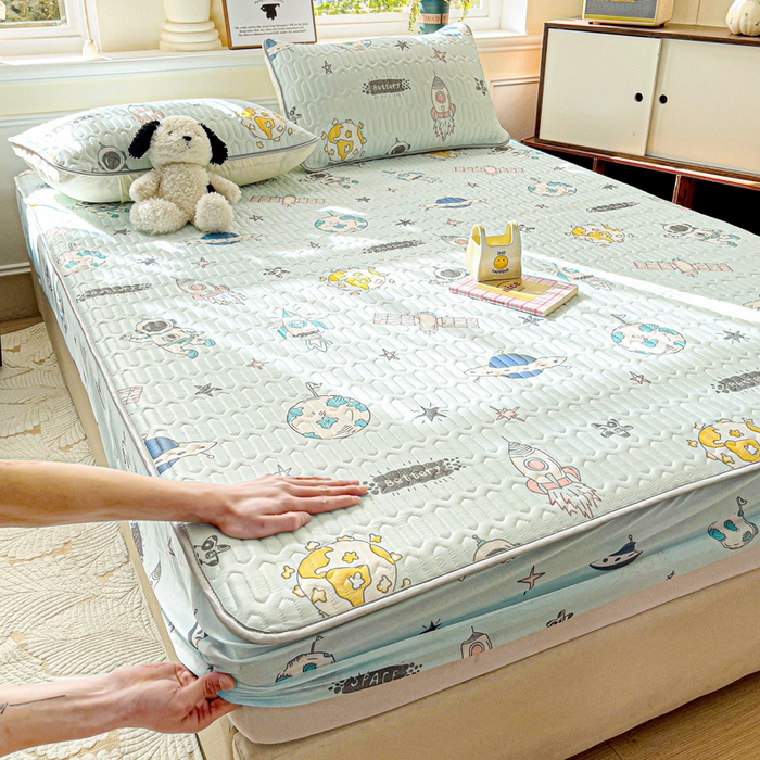 91家纺网 家纺一手货源 找家纺 富馨莱 2025新款A类凉感丝空气纤维凉席床笠款 太空蓝