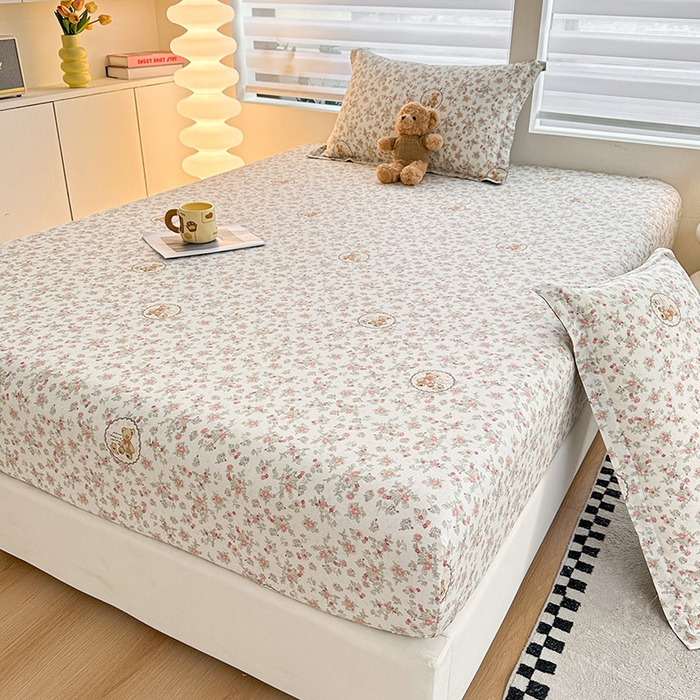 91家纺网 家纺一手货源 找家纺 2025新款12868全棉套件单品系列二单床笠 清茶小熊-米