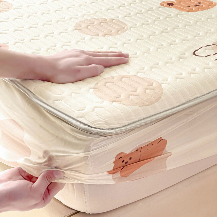 91家纺网 家纺一手货源 找家纺 富馨莱 2025新款A类凉感丝空气纤维凉席床笠款 无敌小熊