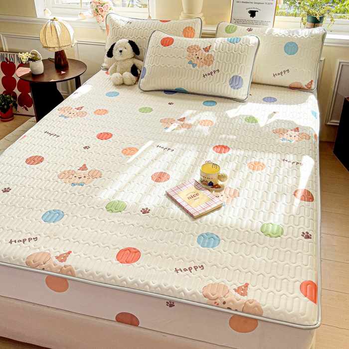 91家纺网 家纺一手货源 找家纺 富馨莱 2025新款A类凉感丝空气纤维凉席床笠款 点点熊宝