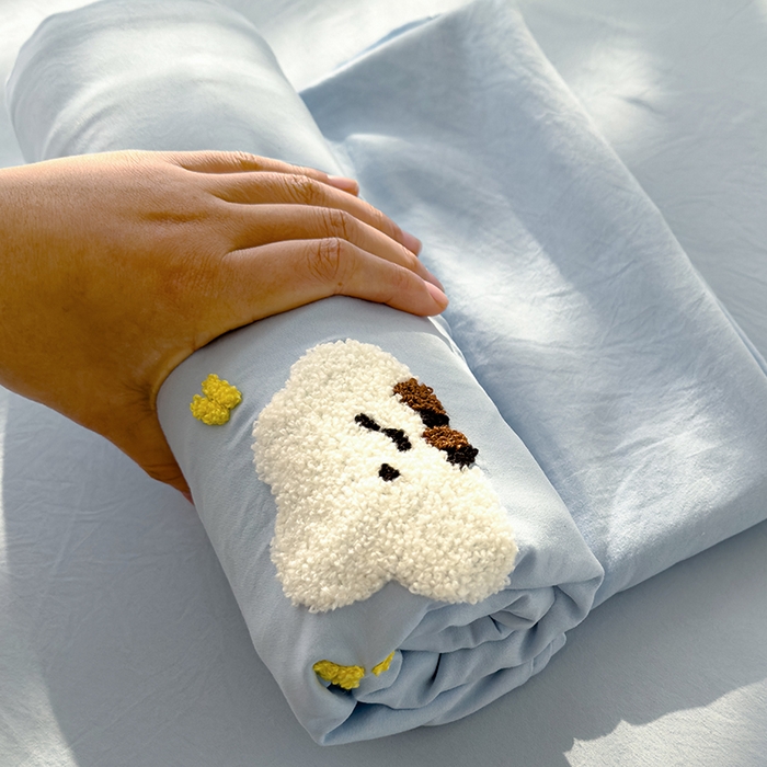 91家纺网 家纺一手货源 找家纺 曼谷家纺 2025新款软糯毛巾绣水洗棉床单床笠枕套纯色床单床笠枕套单品 小白云-天蓝