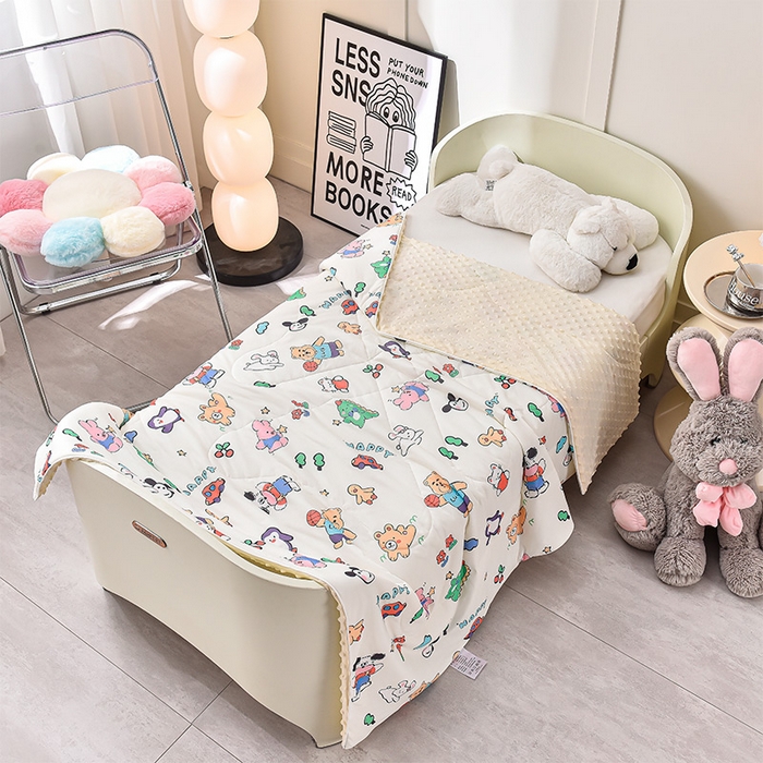 91家纺网 家纺一手货源 找家纺 嗨生活_2025年爆款 A类冰豆豆凉感丝被 儿童夏被 幼儿园被 直播 团购首选_1477 小伙伴