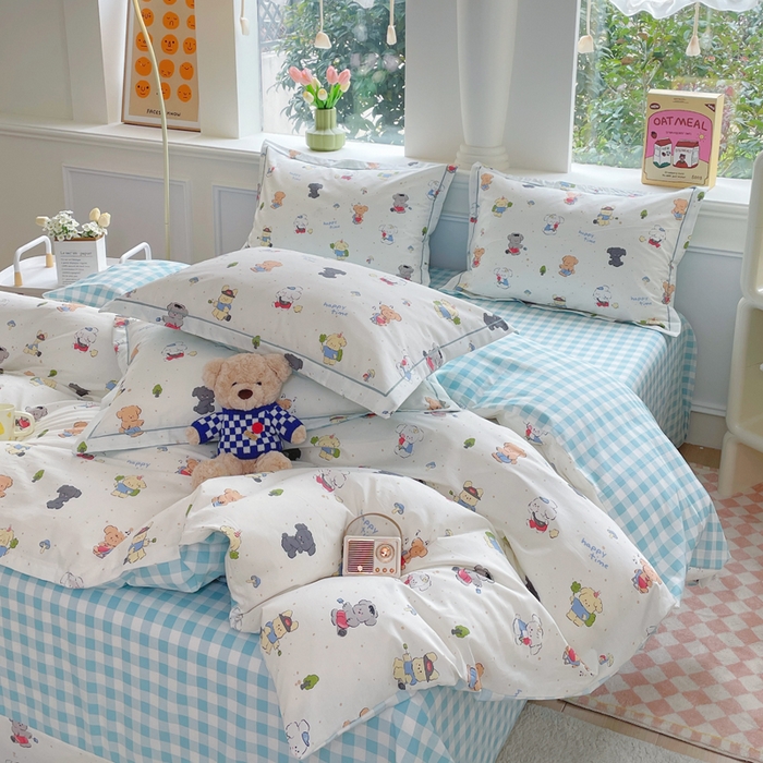 91家纺网 家纺一手货源 找家纺 铭博家纺 新款直播爆款网红全棉四件套13070印花吊边一字绣纯棉被套工艺款 养乐多多