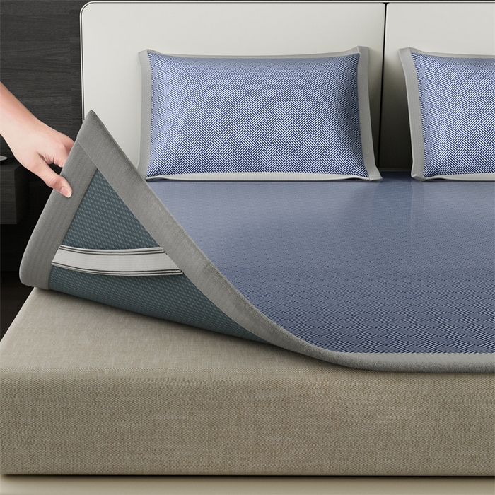 91家纺网 家纺一手货源 找家纺 叠派家纺  2025新款5A抗菌A类冰丝凉席-饼干花熊猫款 熊猫-蓝色