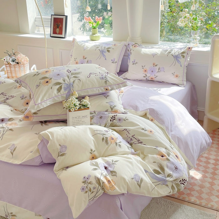 91家纺网 家纺一手货源 找家纺 铭博家纺 新款直播爆款网红全棉四件套13070印花吊边一字绣纯棉被套工艺款 夕颜