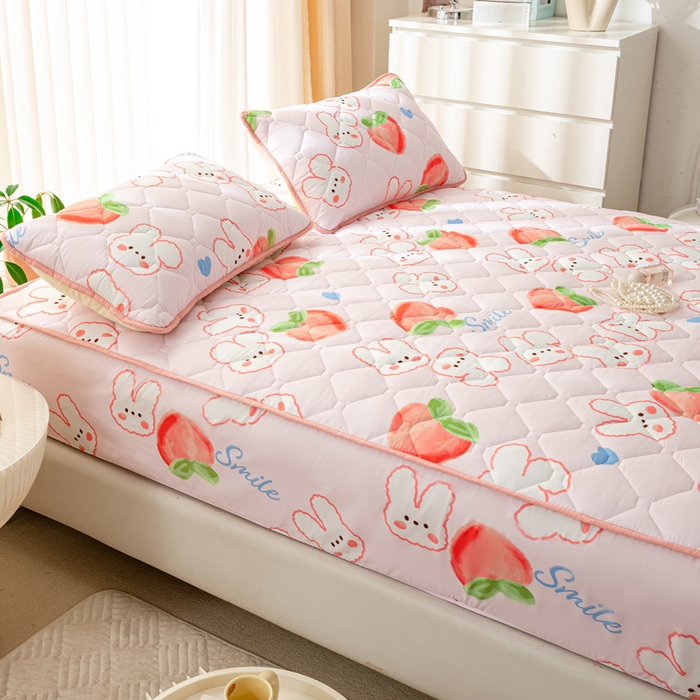 91家纺网 家纺一手货源 找家纺 云玲时尚 2025新款三防磨毛防水夹棉单人枕套 桃仙兔