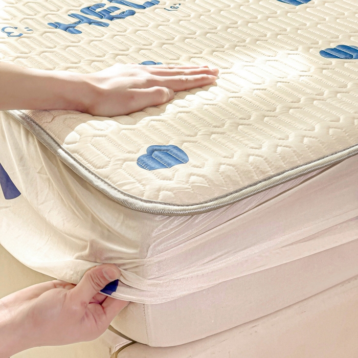 91家纺网 家纺一手货源 找家纺 富馨莱 2025新款A类凉感丝空气纤维凉席床笠款 蓝色梦幻