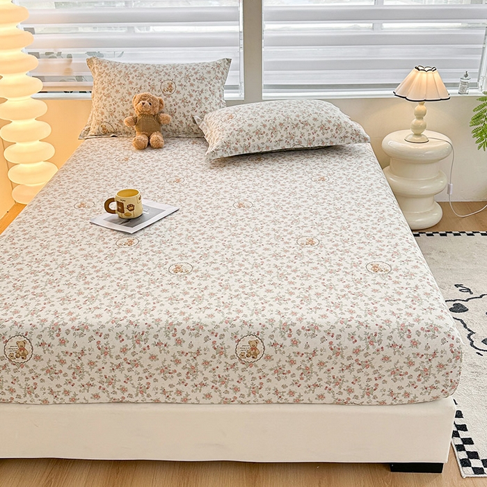 91家纺网 家纺一手货源 找家纺 2025新款12868全棉套件单品系列二单床笠 清茶小熊-米