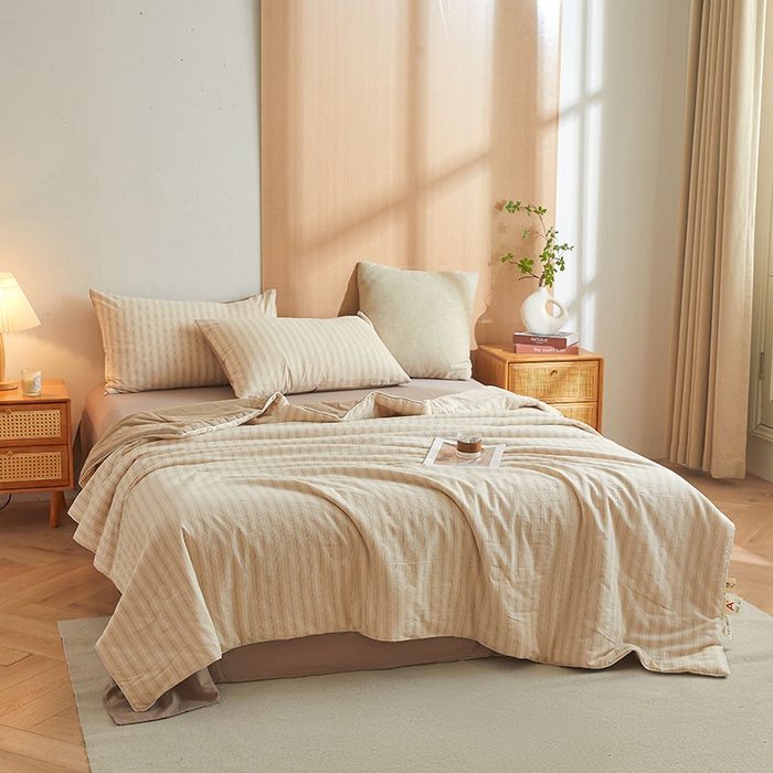 91家纺网 家纺一手货源 找家纺 金喜2025新疆棉棉花被全棉夏被春秋被冬被四季被-无印风棉花被单被系列 乐事米