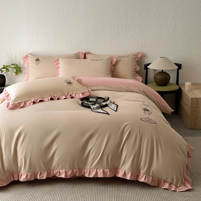 91家纺网 家纺一手货源 找家纺 汣沐生活 2025新款亲肤绣花花边四件套 香槟-优雅粉-田园生活