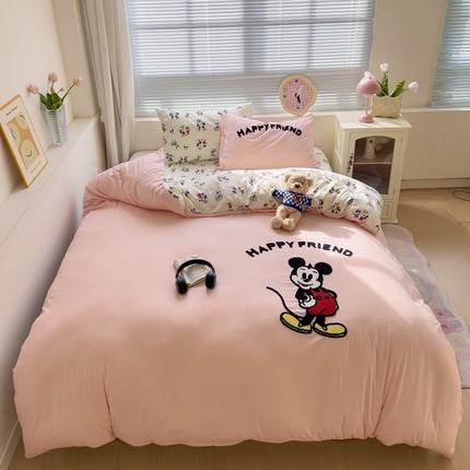 91家纺网 家纺一手货源 找家纺 （总）奈颜 2025新款高克重水洗棉毛巾绣爆款四件套