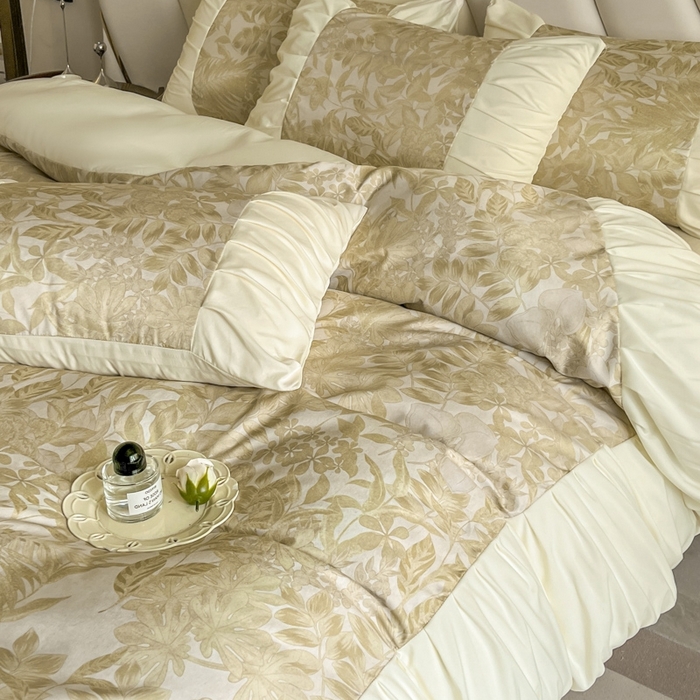 91家纺网 家纺一手货源 找家纺 千希家纺 2025新款120克斜纹水洗棉数码印花拼接荷叶边工艺款四件套 薄荷少女-绿