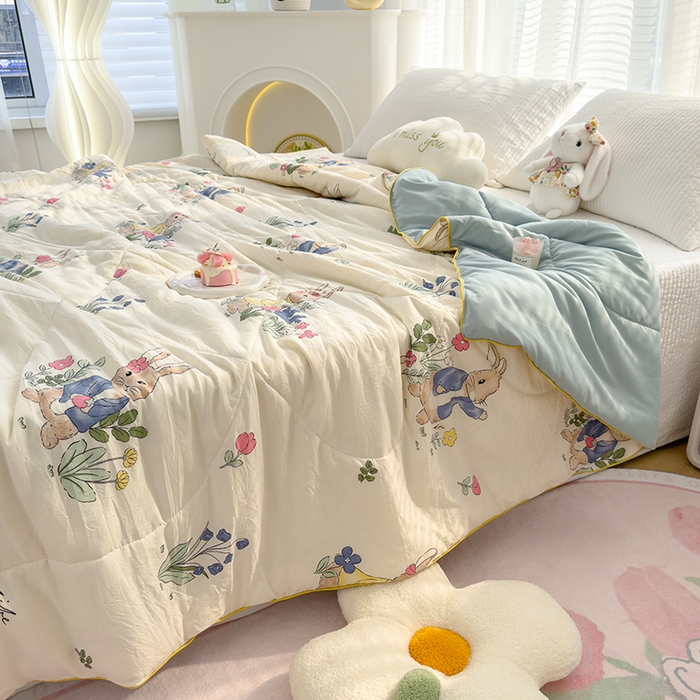 91家纺网 家纺一手货源 找家纺 太阳树家纺 2025新款A类母婴级双层纱大豆被大豆纤维夏被 兔sweet