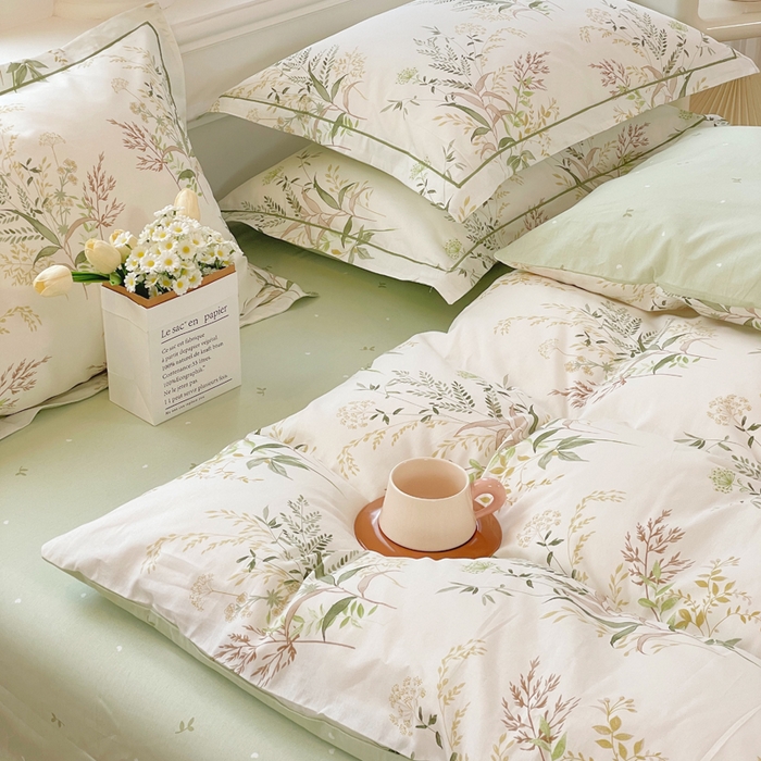 91家纺网 家纺一手货源 找家纺 铭博家纺 新款直播爆款网红全棉四件套13070印花吊边一字绣纯棉被套工艺款 仙语草玲