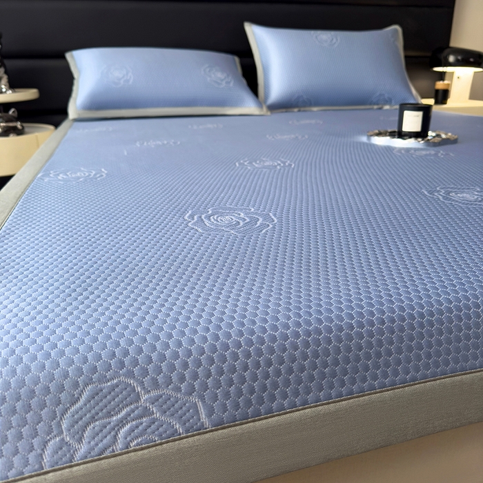 91家纺网 家纺一手货源 找家纺 欧邦 2025新款A类3D立体提花冰豆豆凉席 冰豆豆-蓝灰