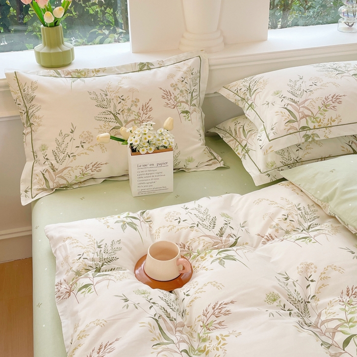 91家纺网 家纺一手货源 找家纺 铭博家纺 新款直播爆款网红全棉四件套13070印花吊边一字绣纯棉被套工艺款 仙语草玲