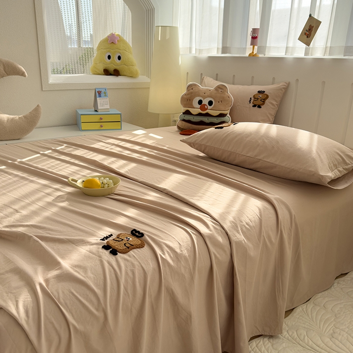 91家纺网 家纺一手货源 找家纺 曼谷家纺 2025新款软糯毛巾绣水洗棉床单床笠枕套纯色床单床笠枕套单品 吐司-奶茶