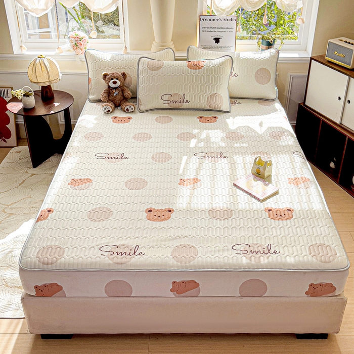 91家纺网 家纺一手货源 找家纺 富馨莱 2025新款A类凉感丝空气纤维凉席床笠款 无敌小熊