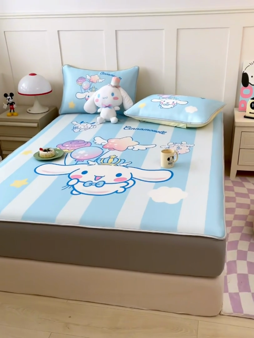 91家纺网 家纺一手货源 找家纺 米帛家纺 2025新款大版三丽鸥碳光冰丝软凉席床笠款 气球玉桂狗