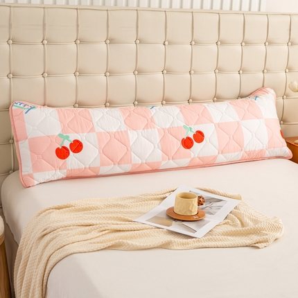 云玲时尚 2025新款三防磨毛防水夹棉双人长枕套 樱桃格