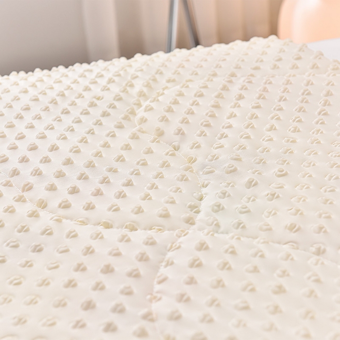 91家纺网 家纺一手货源 找家纺 嗨生活_2025年爆款 A类冰豆豆凉感丝被 儿童夏被 幼儿园被 直播 团购首选_1477 小伙伴