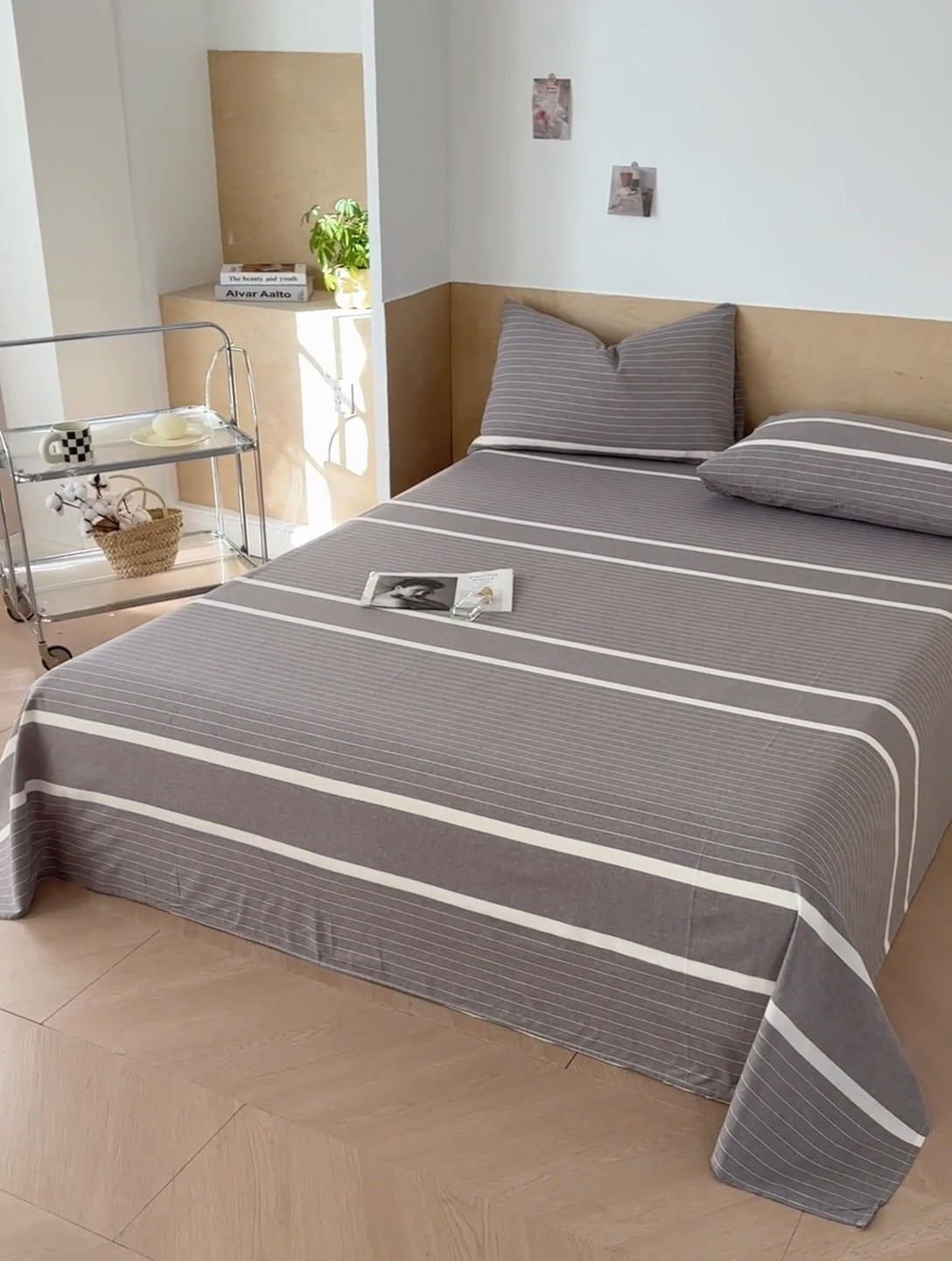 91家纺网 家纺一手货源 找家纺 晓时候 2025新款100%全棉色织水洗棉床单全棉床单纯棉床单 灰细条