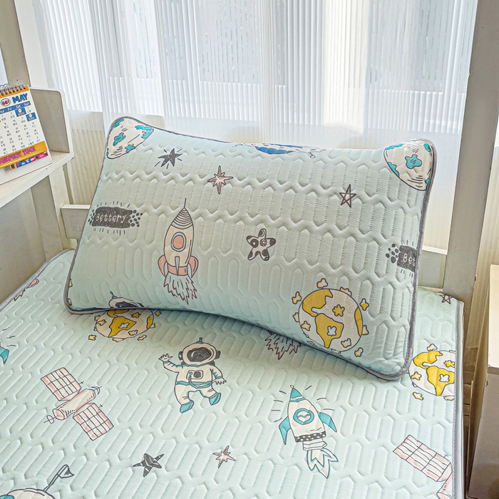 91家纺网 家纺一手货源 找家纺 富馨莱 2025新款A类凉感丝空气纤维凉席学生款 太空蓝